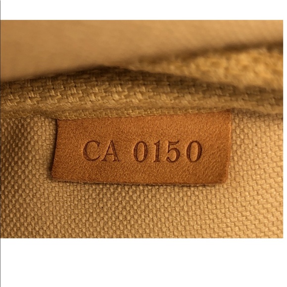 LV Pochette Accessoires Damier Azur+shoulder strap - Picture 2 of 12